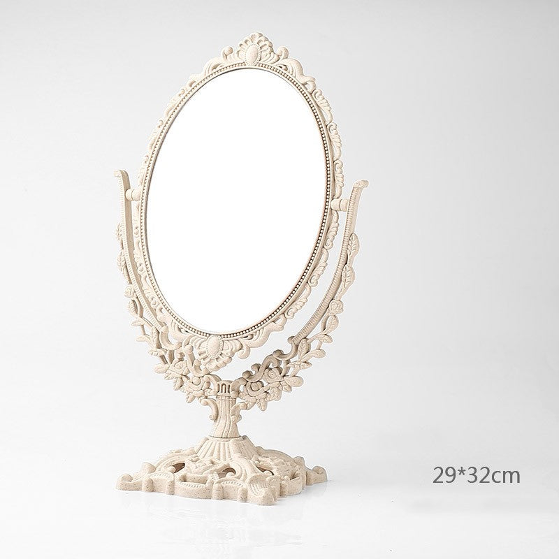 Double-sided makeup mirror